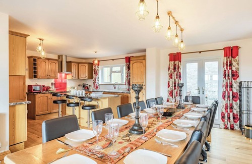 Cinderford Cottage | 6 bedroom accommodation in Cinderford