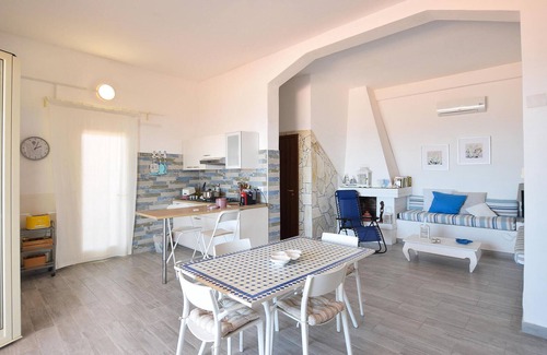 Brucoli House | 6 bedroom awesome home in Brucoli
