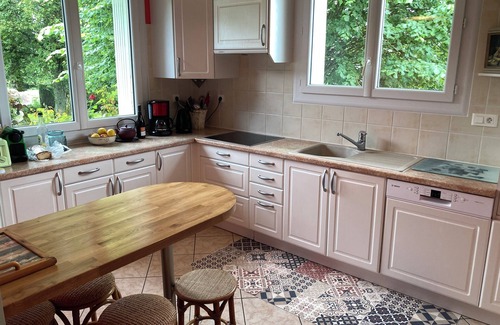 Taussac Villa | 6 bedroom villa with swimming pool in a 2000 m² enclosed garden in Mur de Barrez