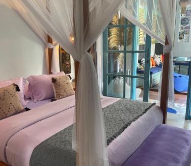 Sewon Villa | 6 Bedrooms Villa with Private Pool - Omah Dingoto