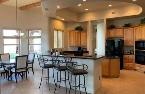 Desert View House | 6 BR,Pet friendly,Outdoor Grill and Pool,Sleeps 24