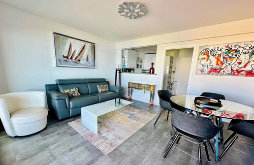 Cannes City Centre Apartment | 6 Croisette - luxury apartment - 2 rooms - 7th floor - large terrace