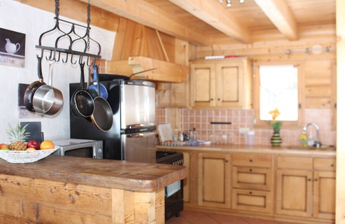 Les Prodains Ski Chalet | 6 en-suite bedrooms. Self catered prices shown and B & B or catered available