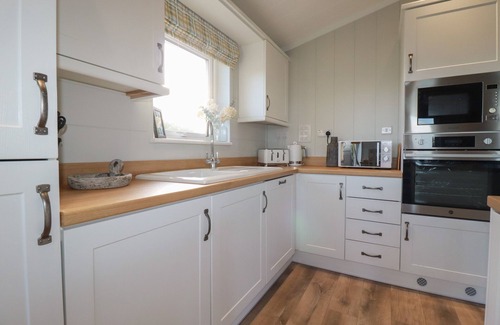 Dobwalls Cottage | 6 Faraway Fields