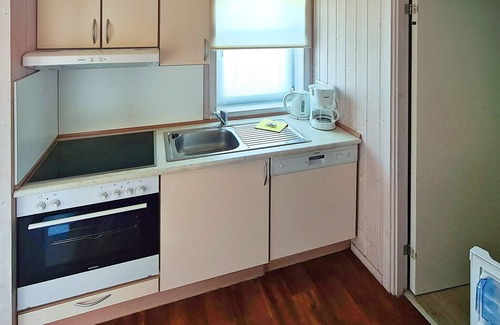 Lensterstrand House | 6 person holiday home in GROEMITZ
