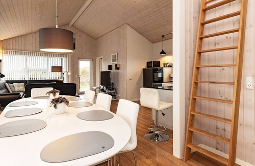 Hirtshals House | 6 Person Holiday Home in Hirtshals-by Traum