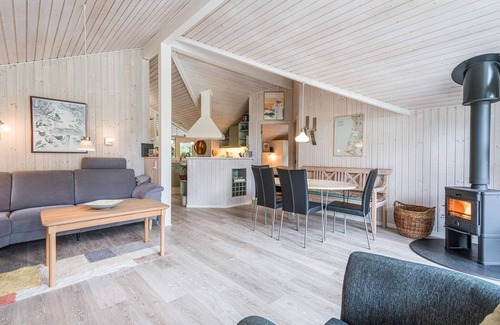 Mosevra House | 6 person holiday home in Oksbøl
