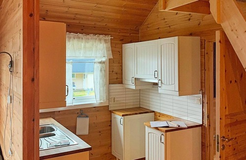 Gulen Municipality House | 6 person holiday home in Brekke