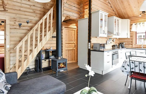 Stoten House | 6 person holiday home in SÄLEN-By Traum
