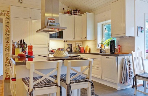 Vato House | 6 person holiday home in VäTö