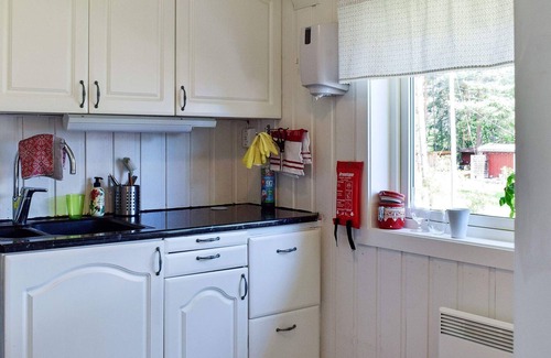 Hole House | 6 person holiday home in Hønefoss