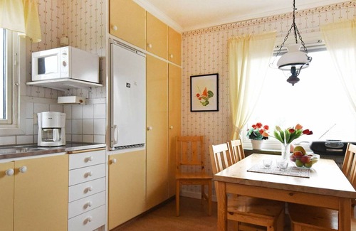 Kungshamn House | 6 person holiday home in HOVENäSET