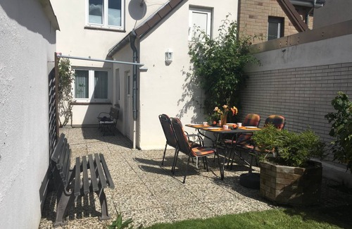 Neumuhlen-Dietrichsdorf Apartment | 60 m² Apartment ∙ 1 bedroom ∙ 2 guests