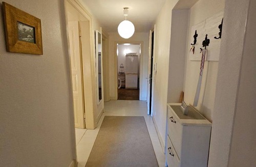 Bad Wilhelmshoehe Apartment | 60 m² Apartment ∙ 1 bedroom ∙ 4 guests