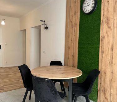 Zielona Gora Apartment | 60 m² Apartment ∙ 2 bedrooms ∙ 7 guests