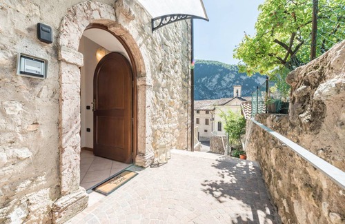 Canale di Tenno Apartment | 60 m² Apartment ∙ 1 bedroom ∙ 5 guests