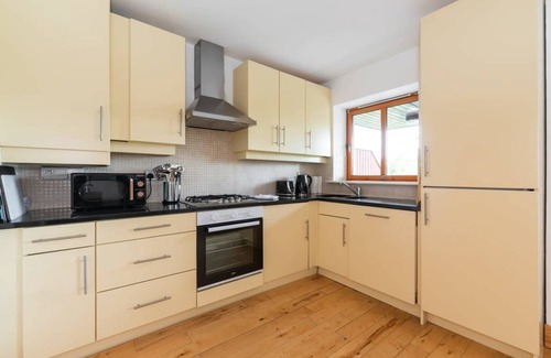 Sandyford Apartment | 60 m² Apartment ∙ 1 bedroom ∙ 2 guests