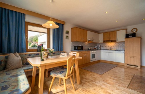 Hippach Apartment | 60 m² Apartment ∙ 2 bedrooms ∙ 4 guests