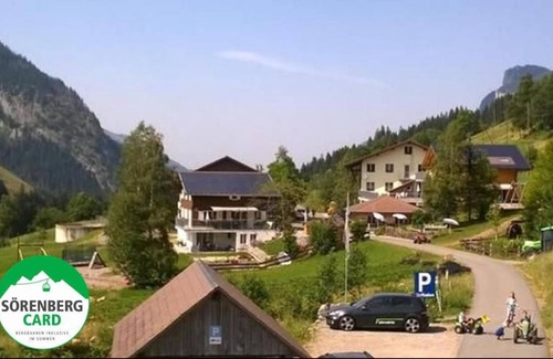 Fluehli Apartment | 60 m² Apartment ∙ 2 bedrooms ∙ 4 guests