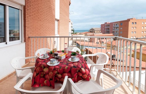 Platja de Piles Apartment | 60 m² Apartment ∙ 3 bedrooms ∙ 6 guests