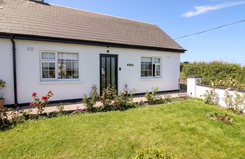 Listowel Cottage | 60 m² Cabin ∙ 2 bedrooms ∙ 6 guests