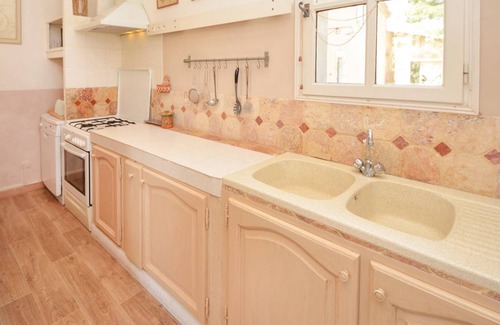 Les Baux-de-Provence House | 60 m² House ∙ 1 bedroom ∙ 4 guests