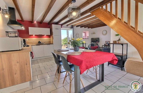 Ploubazlanec House | 60 m² Gîte ∙ 2 bedrooms ∙ 4 guests
