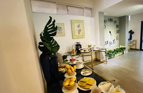 Daun Penh Hotel | 60 m² Hotel ∙ 3 guests