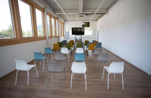 Ferlach Hotel | 60 m² Hotel ∙ 2 bedrooms ∙ 5 guests