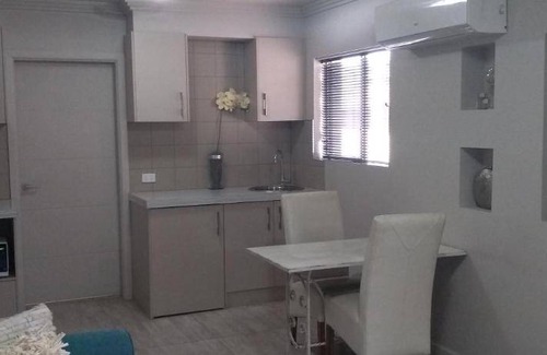 Leeton Hotel | 60 m² Hotel ∙ 2 bedrooms ∙ 4 guests