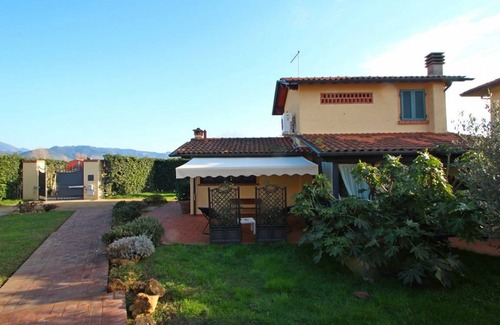 Pietrasanta House | 60 m² House ∙ 1 bedroom ∙ 4 guests
