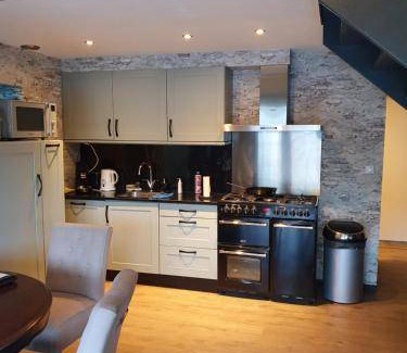 Amsterdam South House | 60 m² House ∙ 1 bedroom ∙ 2 guests