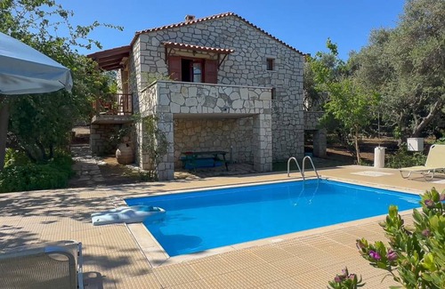 Stavromenos House | 60 m² House ∙ 2 bedrooms ∙ 4 guests