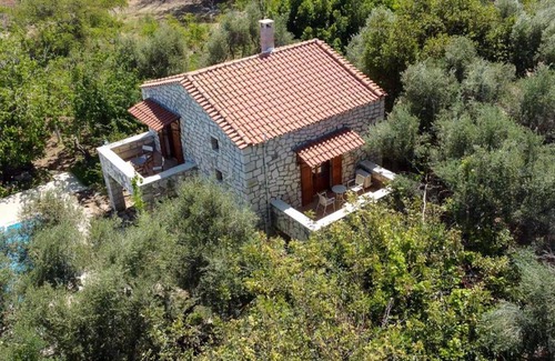 Stavromenos House | 60 m² House ∙ 2 bedrooms ∙ 4 guests