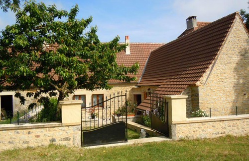 Laval House | 60 m² House ∙ 2 bedrooms ∙ 4 guests