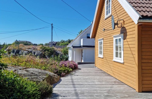 Skalevik House | 60 m² House ∙ 3 bedrooms ∙ 7 guests