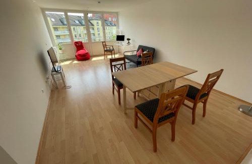 Sendling Apartment | 60sqm "Piece of heaven" in Munich's south