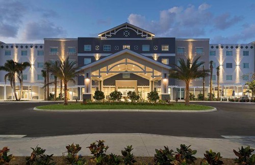 Pinecraft Hotel | 61 m² Hotel ∙ 127 guests