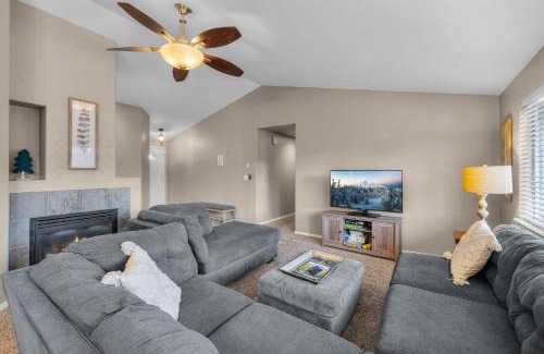 Southwest Bend House | 61366 Stardrift Dr