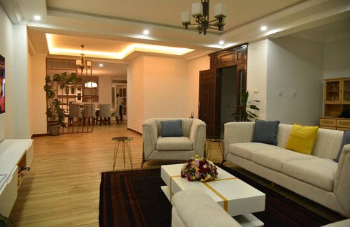 Lideta Villa | 615 m² Villa ∙ 3 bedrooms ∙ 8 guests