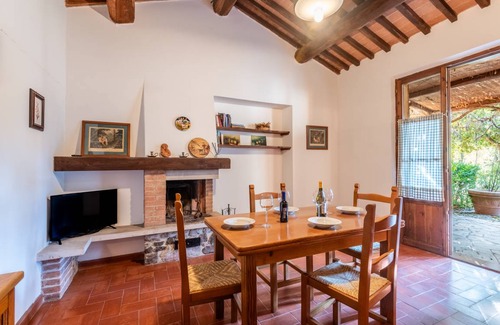 Serre di Rapolano Apartment | 62 m² Apartment ∙ 2 bedrooms ∙ 4 guests