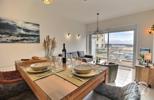 Tregastel House | 62 m² Gîte ∙ 1 bedroom ∙ 2 guests