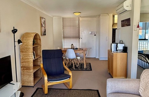 West Perth Apartment | 63 Spectacular City Views 1BR adj Kings Park