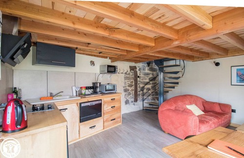Manglieu House | 63g1489 - Manglieu - Gîte