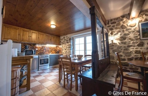 Cros House | 63g63266 - Cros - Gîte
