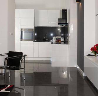 Wesoła Zachod Apartment | 64 m² Apartment ∙ 2 bedrooms ∙ 6 guests