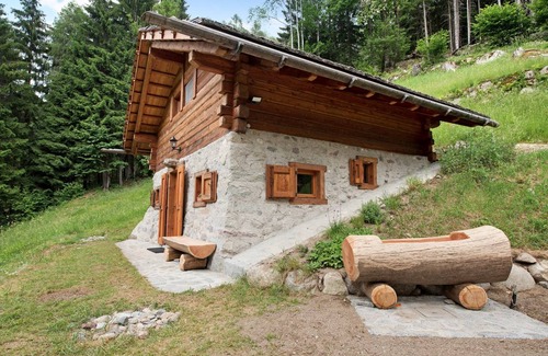 Bocenago Ski Chalet | 64 m² Chalet ∙ 1 bedroom ∙ 6 guests