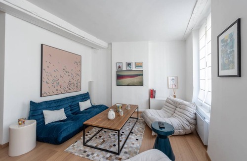 Moliere - Edgard Quinet Apartment | 64 m² Apartment ∙ 2 bedrooms ∙ 3 guests