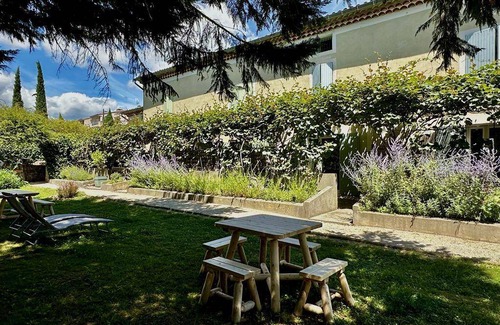 Pont-Saint-Esprit House | 64 m² House ∙ 2 bedrooms ∙ 6 guests