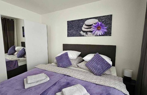 Hradec Kralove Apartment | 65 m² Apartment ∙ 1 bedroom ∙ 4 guests